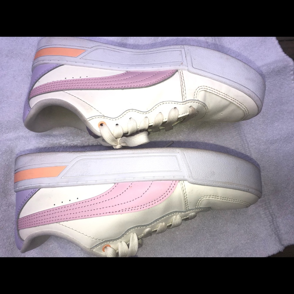 Puma Sneakers